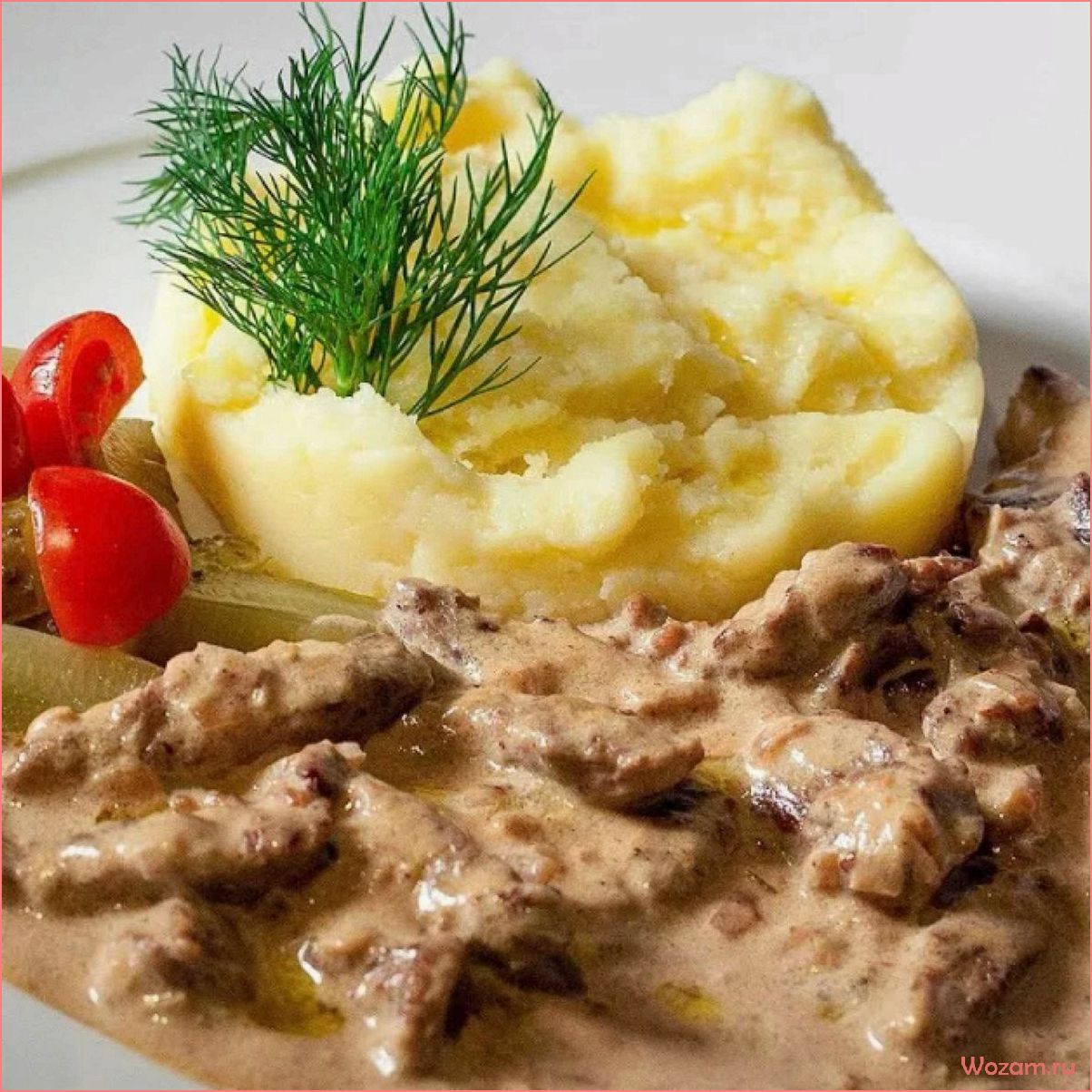 (рецепт, классического, бефстроганова, нежное, мясо) Рецепт классического бефстроганова — нежное мясо, ароматные грибы и сочный соус