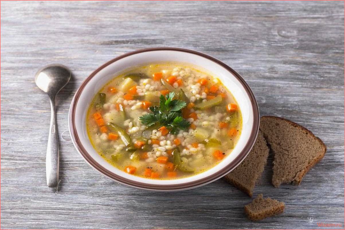 (вегетарианский, рассольник, перловкой, вкусное, полезное) Вегетарианский рассольник с перловкой — вкусное и полезное блюдо для всех любителей здорового питания